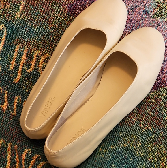 Vince Italian Leather Maxwell Ballet Flat Ivory Women's 9 - Picture 6 of 7